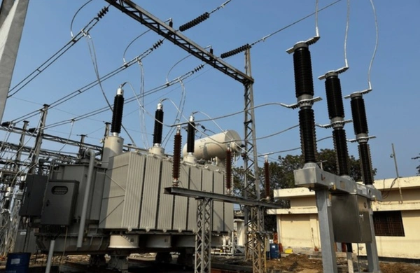 Voltage step down transformer